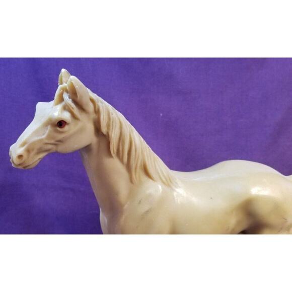 Vintage large & heavy Horse Marble look Resin Casting Statue Figurine - Picture 2 of 10